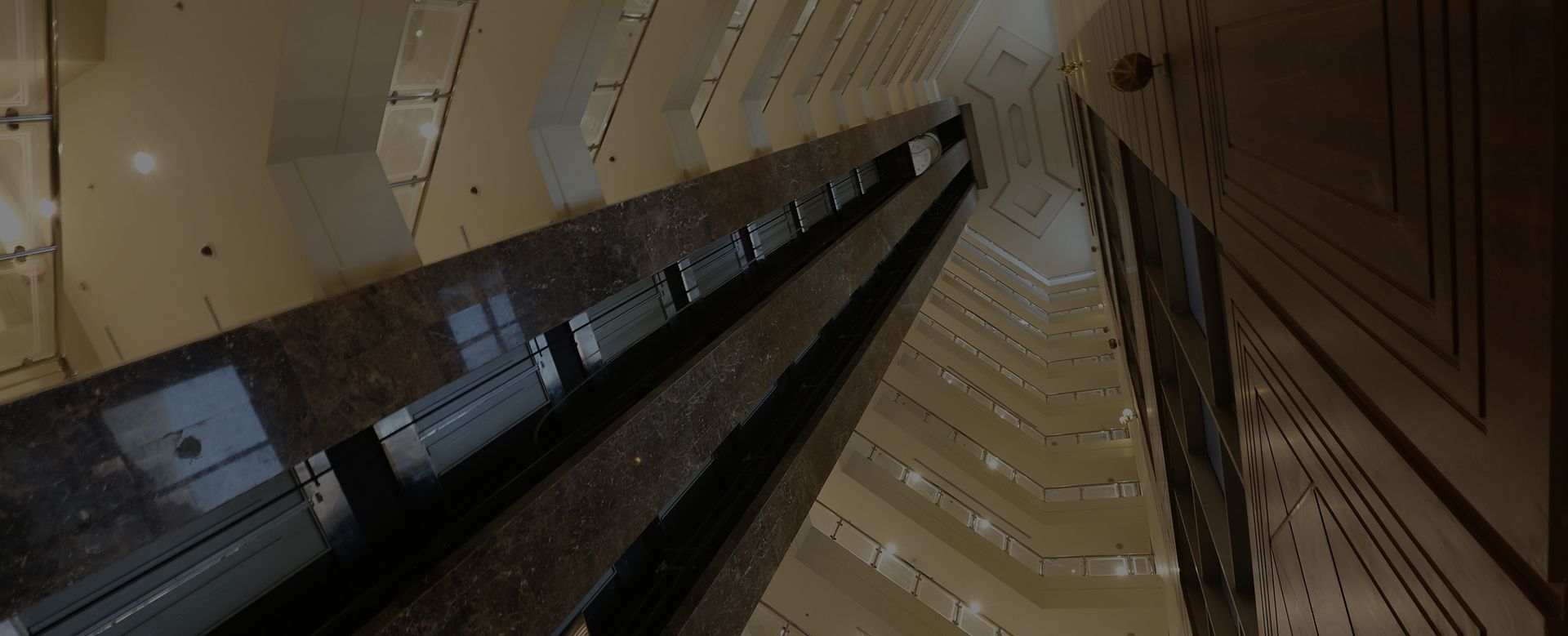 compressed_7u7a9471-1 (1).jpg